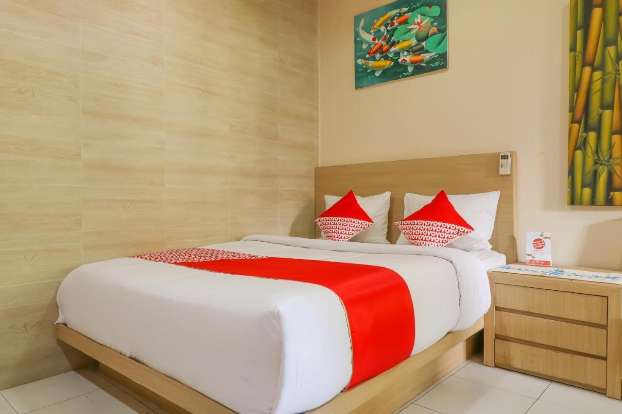 Oyo 2581 Ketut Smile Hotel Denpasar  Exterior photo